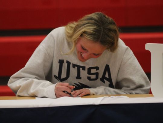 Ally Tribe commits to UTSA