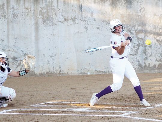 Back-to-back shutout wins for Weimar includes no-hitter