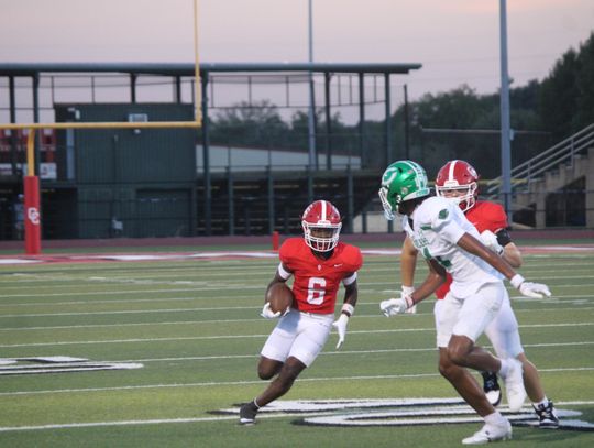 Cardinals defeated by Cuero