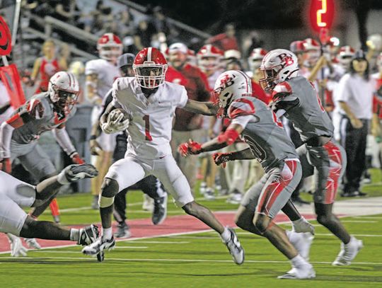 CARDS ADVANCE TO ROUND 3