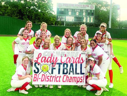 Carter homer helps Lady Cards dominate round one