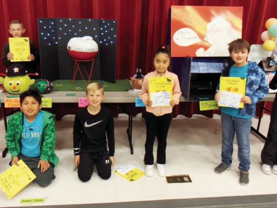 CES PICKS WINNERS FOR FALL BALL PUMPKIN DECORATING CONTEST