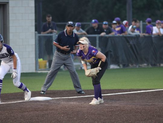 Check in on Weimar Ladycats' State Championship opponent: Como-Pickton