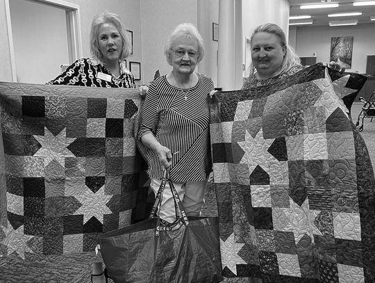 COLORADO VALLEY QUILT MAKES PIECES FOR CHARITY