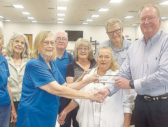 COLUMBUS LIONS DONATES TO COLUMBUS SENIORS TOGETHER