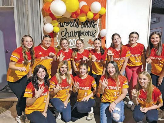 COLUMBUS LITTLE LEAGUE GETS THEIR WORLD SERIES RINGS