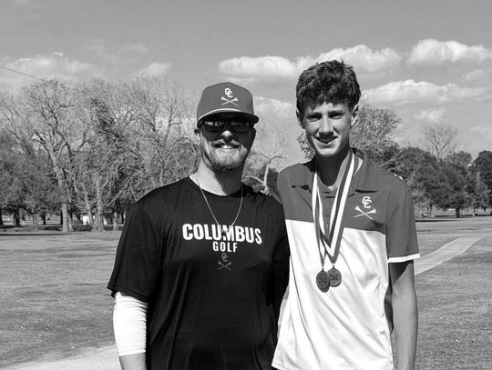 Columbus wins the Golf District Championship
