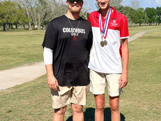 Columbus wins the Golf District Championship