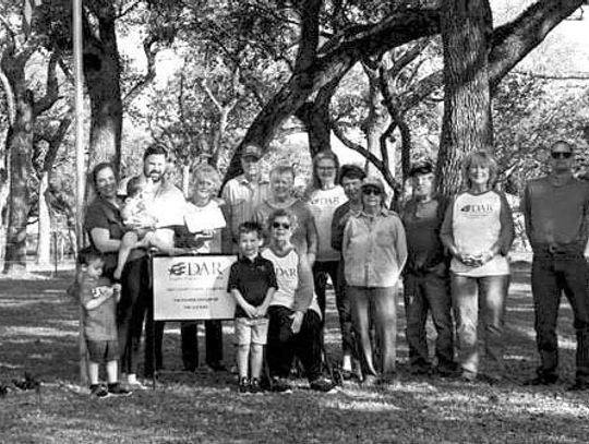 DAR and SAR present American flag to Columbus family