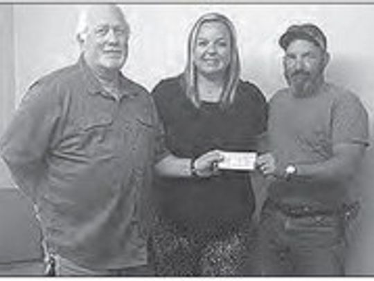 DK CUSTOMS DONATES TO SENIOR CONNECTIONS