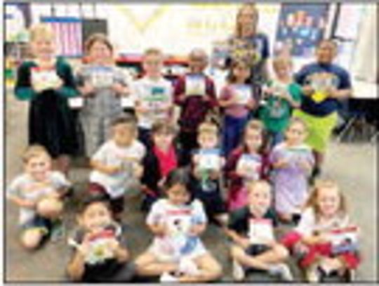 Dollar General sends grant to Columbus Elementary PTO