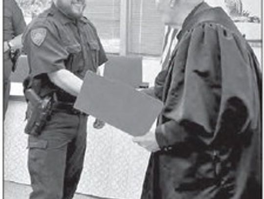 EAGLE LAKE SWEARS IN NEW OFFICER