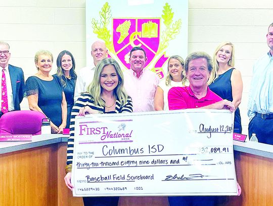 First National Bank of Eagle Lake makes donation