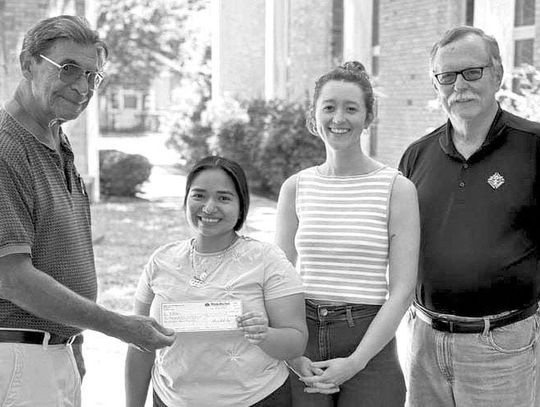 KNIGHTS PRESENT SCHOLARSHIPS