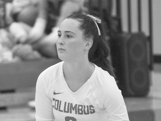 Lady Cards improve to 5-0 in District