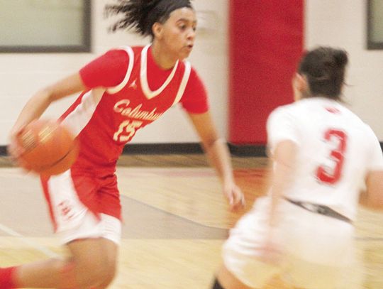 Lady Cards split last two but stay in playoff race