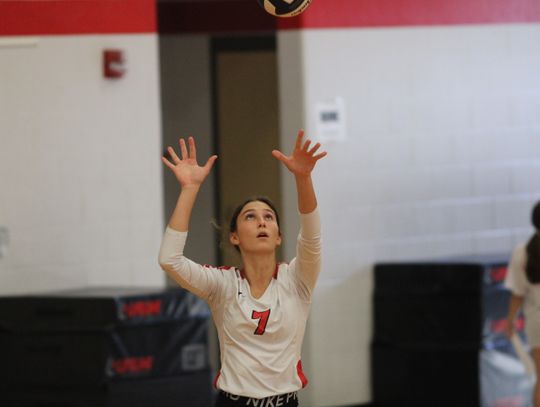 Lady Cards sweep early part of district schedule