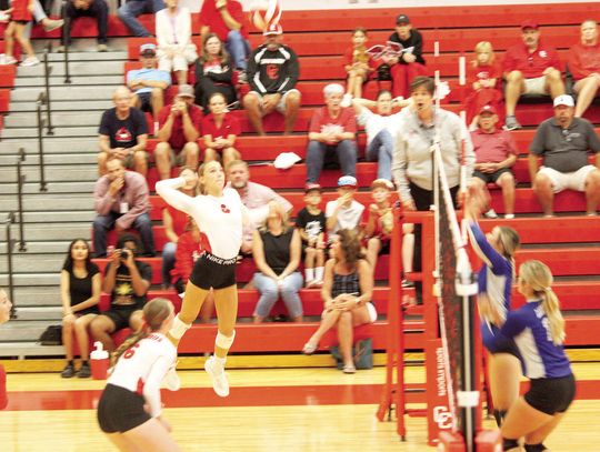 Lady Cards sweep Lady Raiders