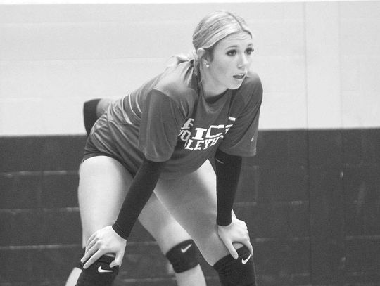 Lady Raiders, Ladycats scrimmage to open season