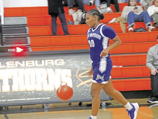 Lady Raiders start the season with a 1-2 record