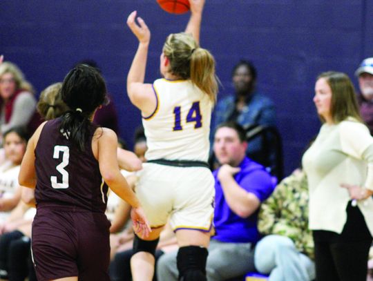 Ladycats winless at tournament