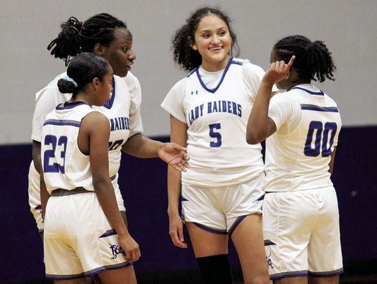 Mills’ solid week leads Lady Raiders despite losses