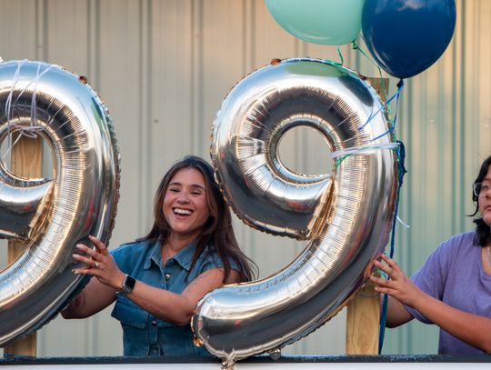 Neighborhood parade celebrates 99th birthday of Columbus-born matriarch
