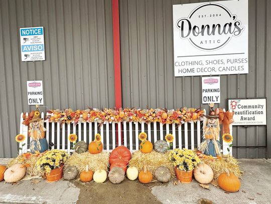 NOVEMBER COMMUNITY BEAUTIFICATION AWARD: DONNA’S ATTIC