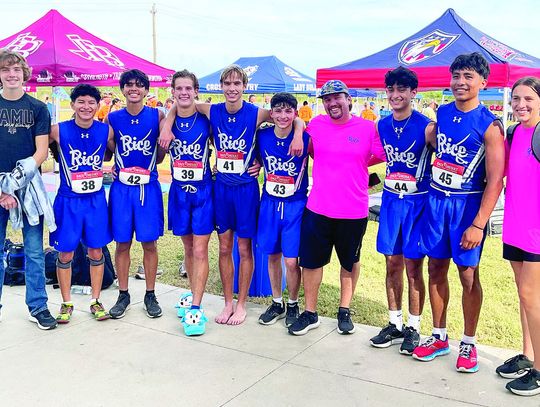 Raiders cross-country team makes history