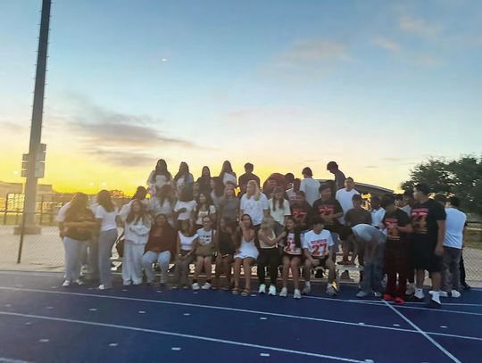 SENIORS GREET FINAL YEAR WITH SUNRISE
