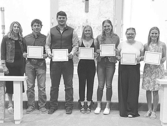 St. Anthony awards scholarships to CHS seniors