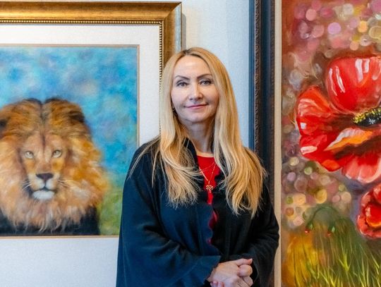 Ukrainian artist showcases unusual, intricate textile medium