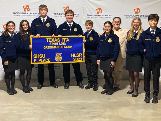 Greenhand Quiz L to R: Kim Rubio, Ruby Alamilla, Cullen Schimcek, Hunter Shupak, Collin Morrison, Ashlyn Villanueva, Amanda Spacek (Advisor), Madelyn Rerich, and Fernando Gonzalez Courtesy photos