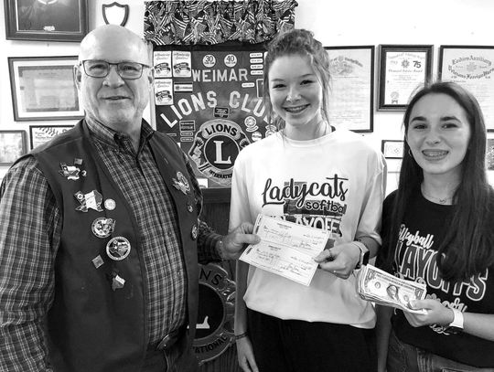 Weimar FFA visits Lions Club