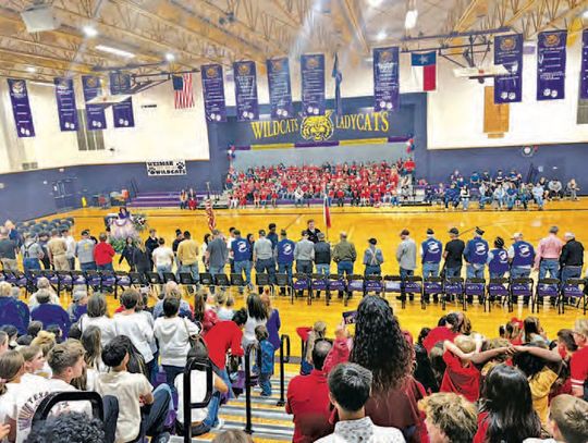 WEIMAR HONORS VETERANS