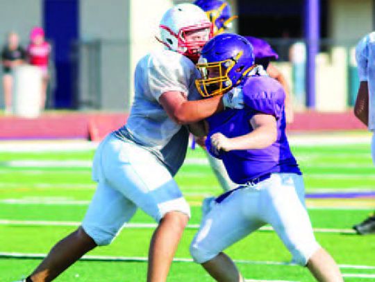 Weimar hosts two teams for final football scrimmage