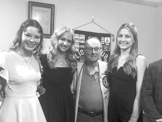 WEIMAR LIONS AWARD SCHOLARSHIPS
