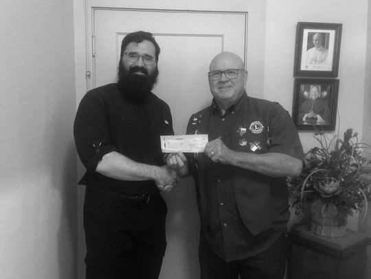 Weimar Lions Club donates to food bank, historical museum