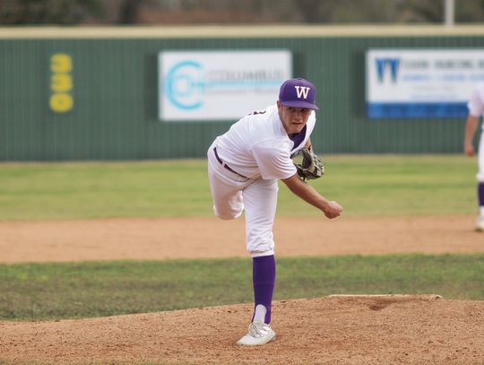 WILDCATS BASEBALL CONTINUES SEASON