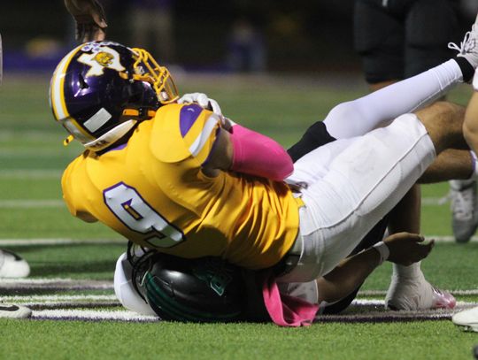 Wildcats blowout Bloomington on homecoming night
