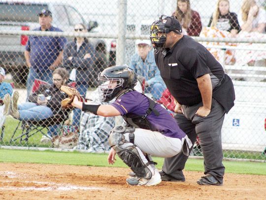 Wildcats drop two games in district chase