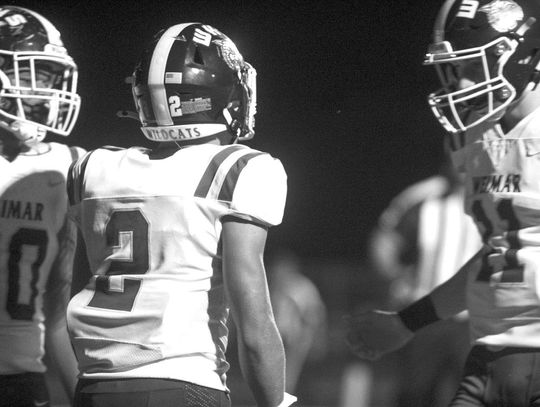Wildcats scrimmage Eagles