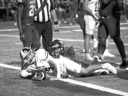Wildcats spoil Raiders’ homecoming