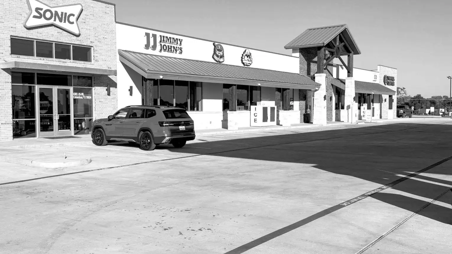 xga-16x9-grand-opening-for-ez-