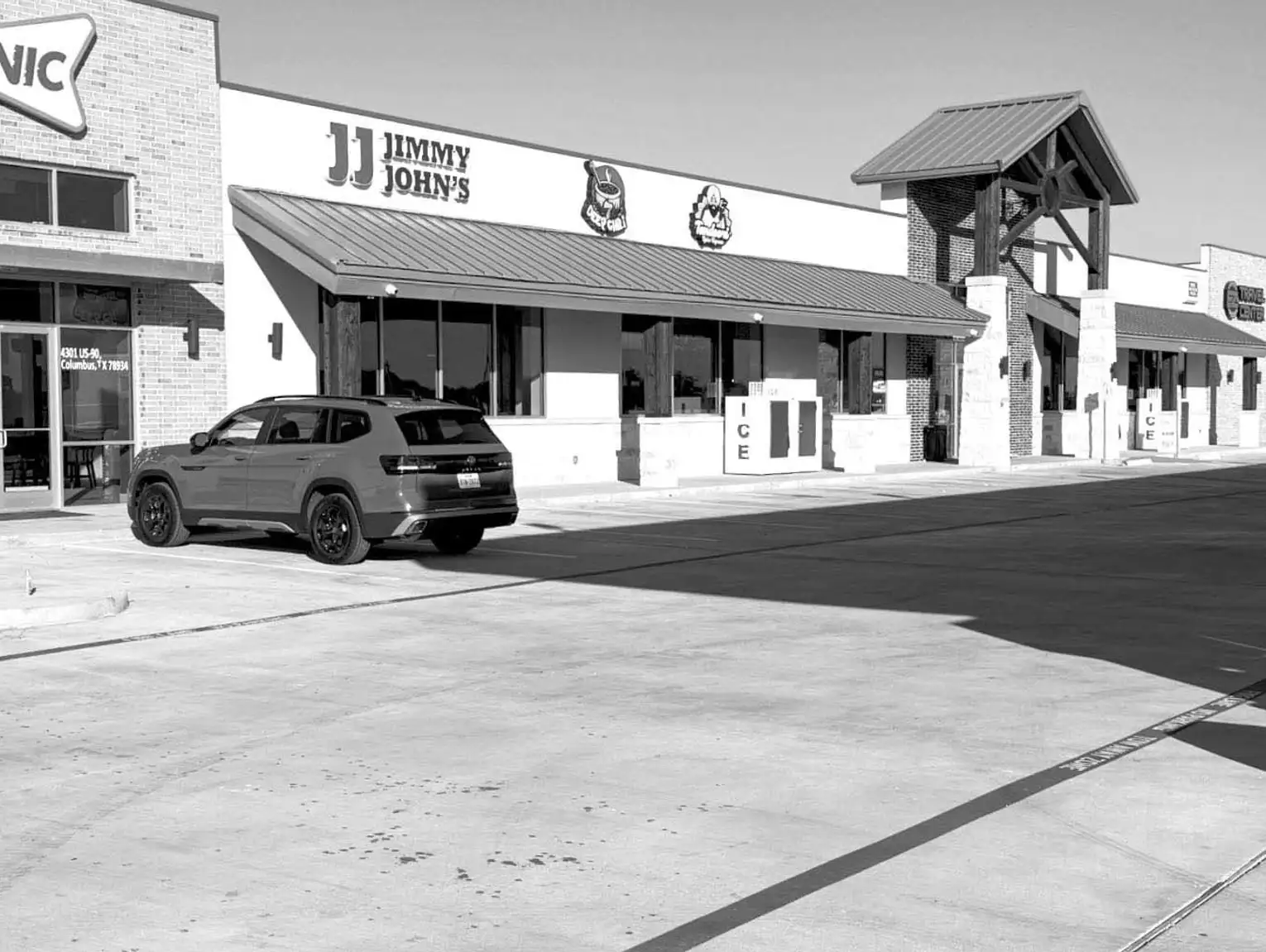 xga-4x3-grand-opening-for-ez-