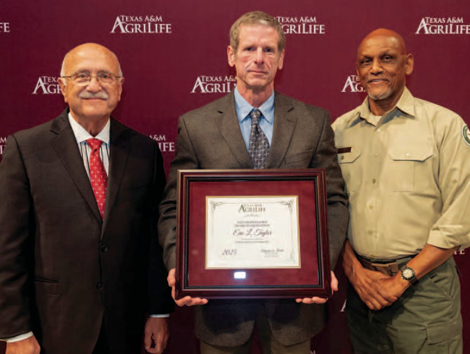 Taylor awarded Texas A&amp;M Vice Chancellor’s Award in Excellence for Public Service in Forestry