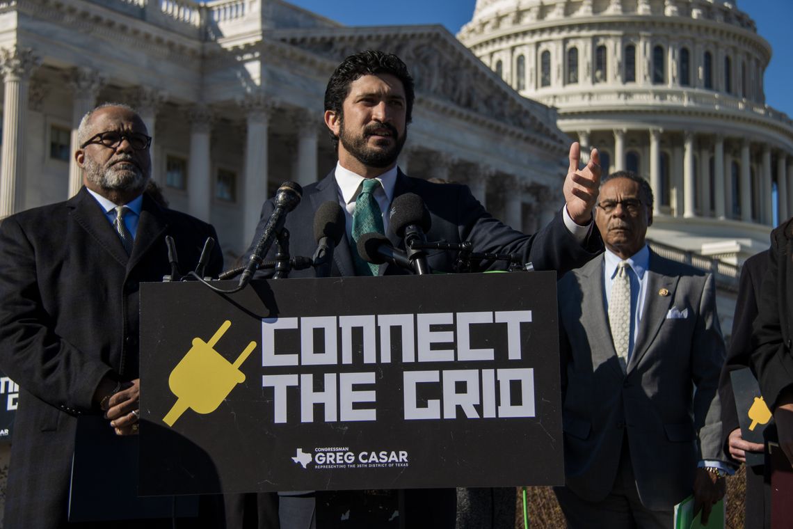 Austin congressman introduces Connect the Grid Act