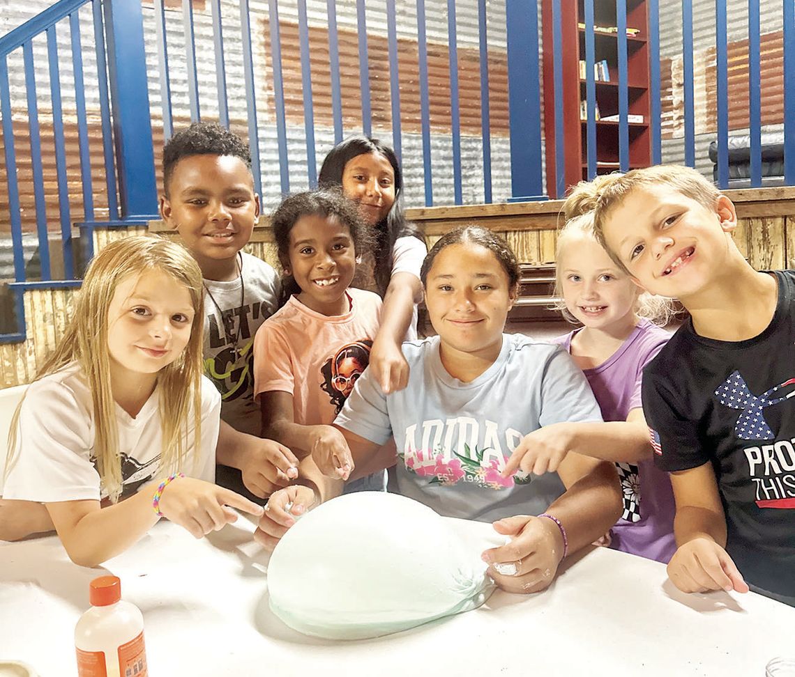 BOYS AND GIRLS CLUB MAKE SLIME