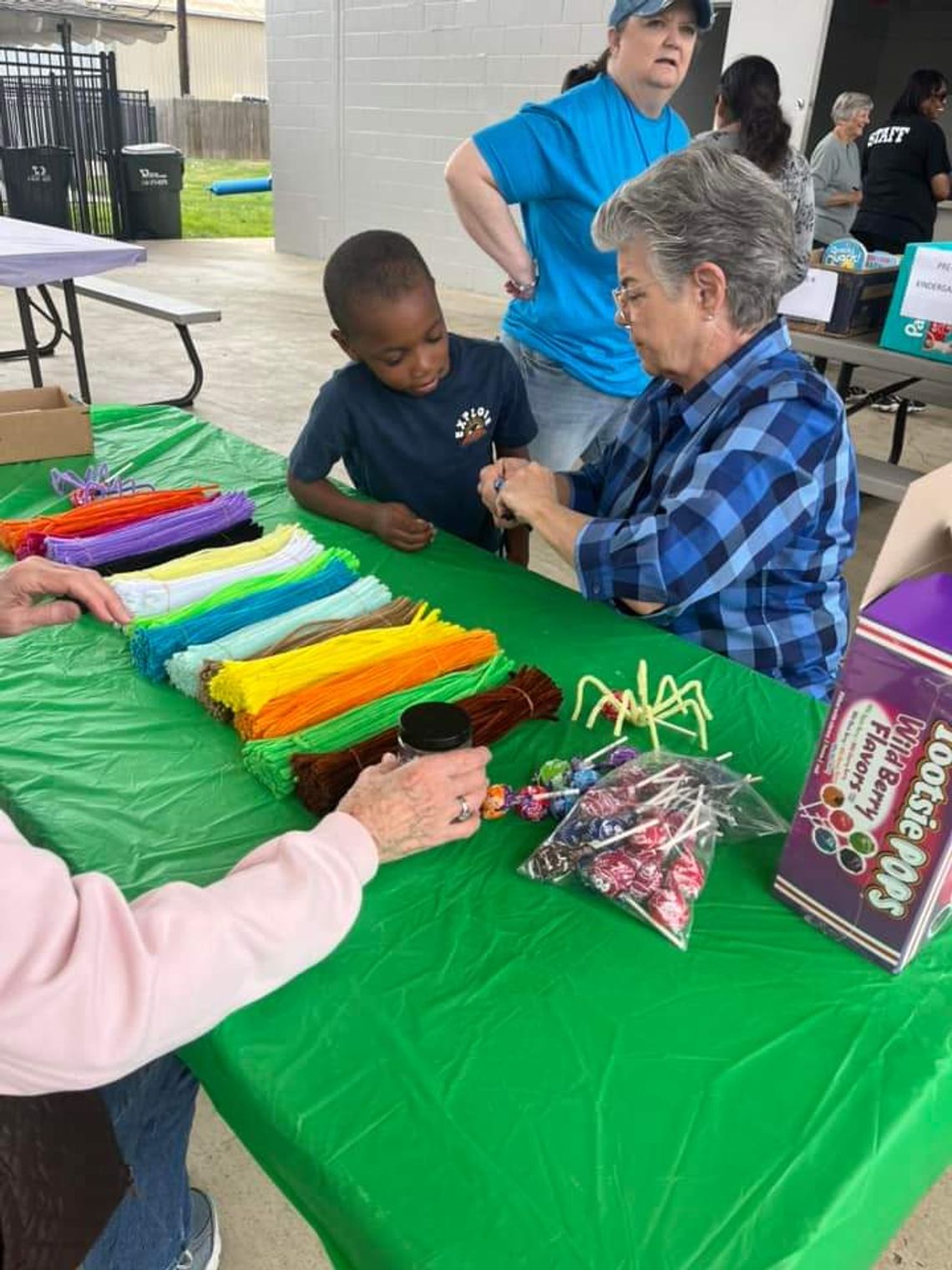 BOYS AND GIRLS CLUB VISIT LIBRARY