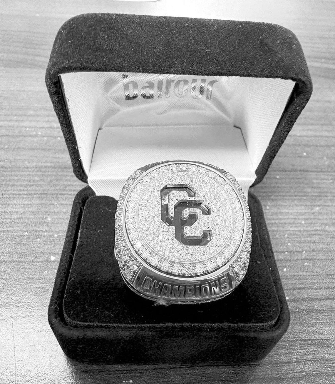 CARDINALS GET THEIR RINGS